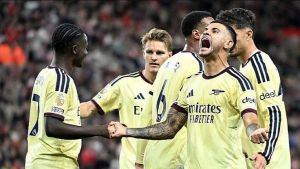 Arsenal maintained their perfect start to the season after two moments of brilliance from David Raya and Bruno Guimaraes set them on course for victory at Sunderland.