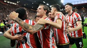 Sheffield United cruised into the Championship play-off final with a thumping 6-0 aggregate win over Bristol City.