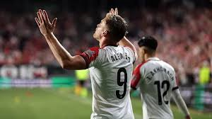 Rayo Vallecano will take a one-goal advantage into the second leg of their Europa Conference League semi-final after a narrow win over Strasbourg.
