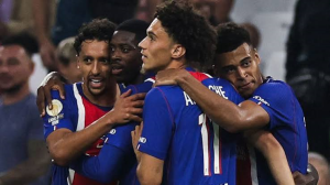 Paris St-Germain beat rivals Marseille to record just their second win of the Ligue 1 season.