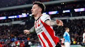 PSV Eindhoven fought back to stun 10-man Napoli with an incredible 6-2 win for their first Champions League victory of the season.