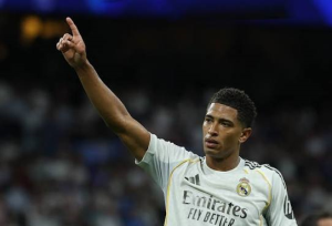 England midfielder Jude Bellingham scored a stylish goal to help Real Madrid beat Malaga in La Liga as returning boss Jose Mourinho racked up a third win in a row.