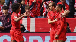 Bayern Munich moved one victory away from winning back the Bundesliga title as they beat Mainz at home.