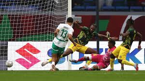 Iliman Ndiaye's first-half tap-in was enough for Senegal to beat 10-man Mali and book their place in the semi-finals of the 2025 Africa Cup of Nations (Afcon).