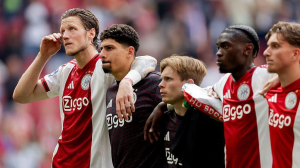 Six weeks ago it looked inevitable Ajax would win a record-extending 37th Eredivisie title.