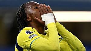 Tottenham Hotspur's fight to avoid the humiliation of relegation will go down to the final day of the Premier League season after defeat by Chelsea at Stamford Bridge.