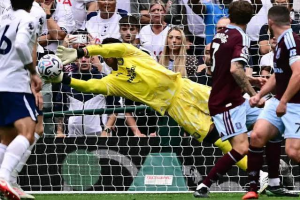 Tottenham's wretched start to the Premier League season continued as Aston Villa held off a late fightback from the hosts to claim their first league win of the campaign.