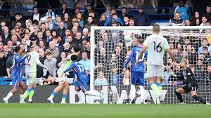 Manchester City took full advantage of leaders Arsenal's slip-up with a statement victory at Chelsea to ignite an enthralling Premier League title race.