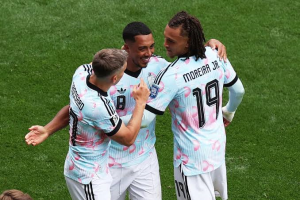 Youri Tielemans scored a penalty late in extra time as Belgium produced a sensational comeback from two goals down to defeat Senegal in a dramatic last-32 World Cup tie.