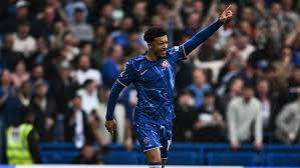 Chelsea's hopes of qualifying for the Champions League were dented with the Blues held to a 2-2 draw against Ipswich at Stamford Bridge.